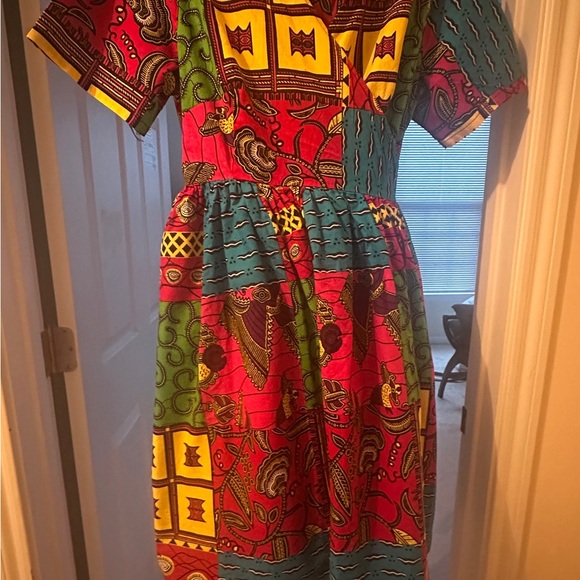 Colorful Patterned Midi Dress - Picture 1 of 3